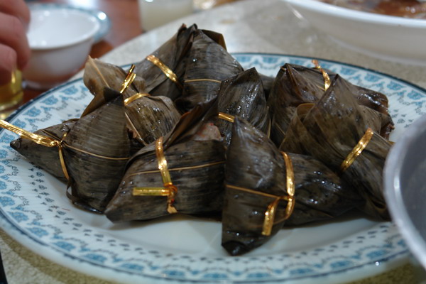 英賓海產餐廳：英賓海產餐廳--布袋港的老字號--蚵仔麵線不如前