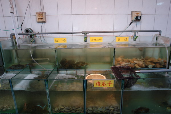 英賓海產餐廳：英賓海產餐廳--布袋港的老字號--蚵仔麵線不如前