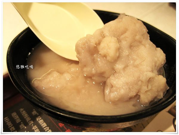 鄧師傅煨功夫麵(巨蛋店):【吃高雄】鄧師傅煨功夫麵(巨蛋店),美食街也有好滋味