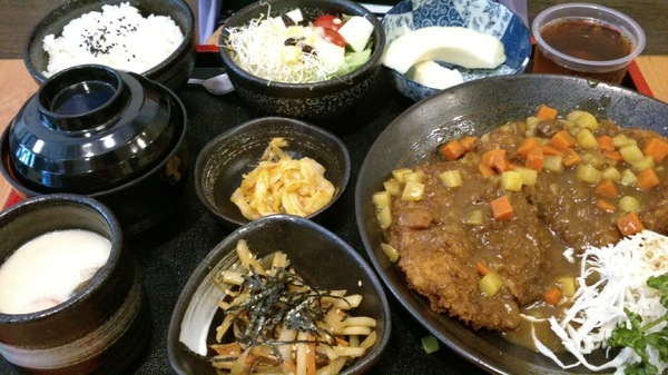 翔定食:同學好久不見…吃飯\〞翔定食\〞囉!!