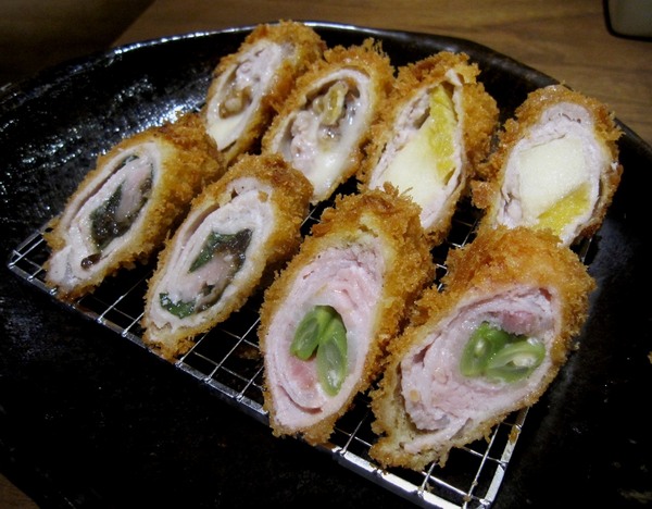 富士印日式炸豬排(內湖文德店)：富士印日式炸豬排 : 創意又美味的花漾綜合捲