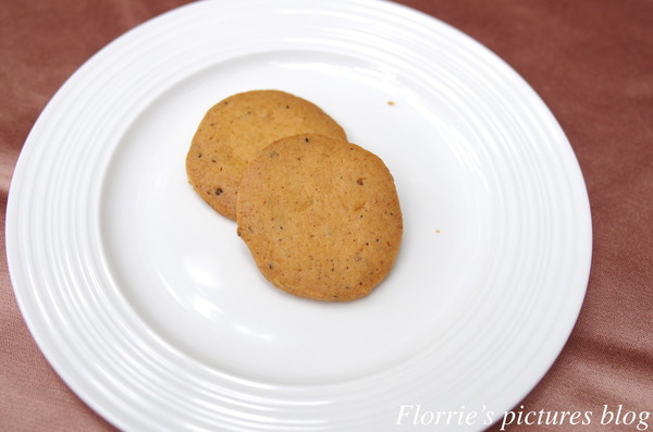 CUPETIT 卡柏蒂杯子費南雪:試吃~CUPETIT概念甜點--經典奢華禮盒(M)~迷人浪漫的婚禮喜餅