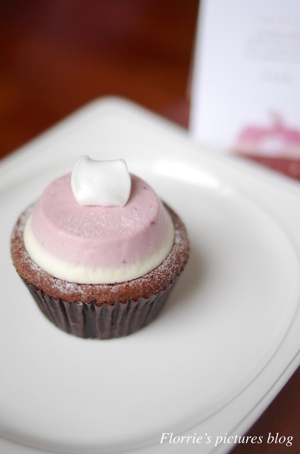 CUPETIT 卡柏蒂杯子費南雪:試吃~CUPETIT概念甜點--經典奢華禮盒(M)~迷人浪漫的婚禮喜餅