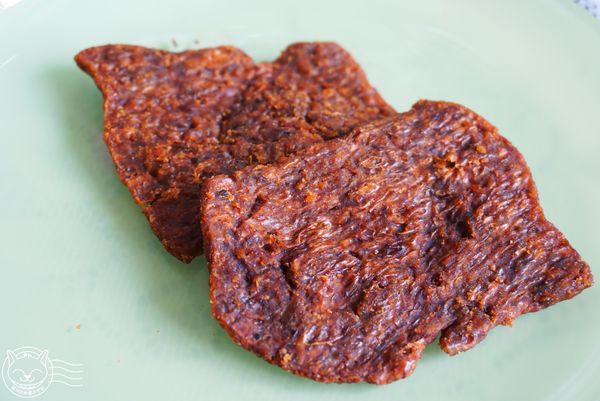 宏國-極品特製豆干：※ 宏國極品特製豆干 ※【星羽是吃貨-台中/宅配】手工新鮮製作，無人工添加及防腐劑素食豆干，單吃涮嘴做料理也好美味~