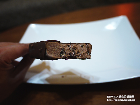 7-11便利商店：[食記]限量是殘酷的 黑潮再度來襲 黑雷神巧克力雪糕