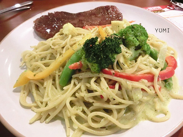 奇米鄉村廚房 早午餐 Kimi House:【口碑券§第79彈】中興大學平價美食餐廳!!在濃濃英式鄉村餐廳愜意的享受美食吧@奇米鄉村廚房 早午餐 Kimi House