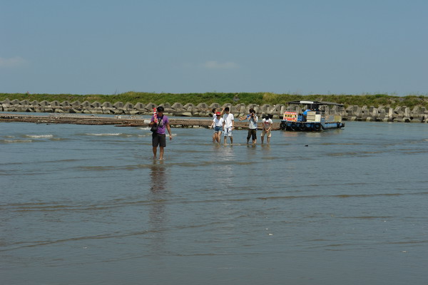 嘉義布袋漁港 潮間帶休閒館：嘉義布袋漁港 潮間帶休閒--真正愛台灣生態文青之旅