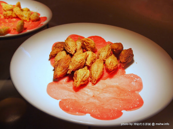 食觀天下複合式餐廳：【食記】彰化食觀天下複合式餐廳@員林 : 食材新鮮,種類多元的海鮮百匯自助餐,算是對得起價格吧!