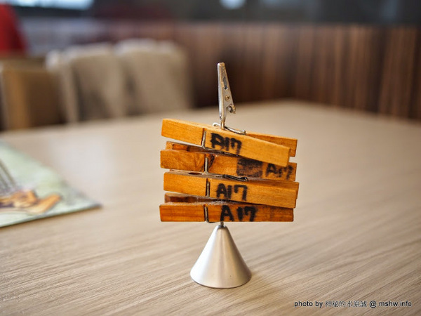 食觀天下複合式餐廳：【食記】彰化食觀天下複合式餐廳@員林 : 食材新鮮,種類多元的海鮮百匯自助餐,算是對得起價格吧!