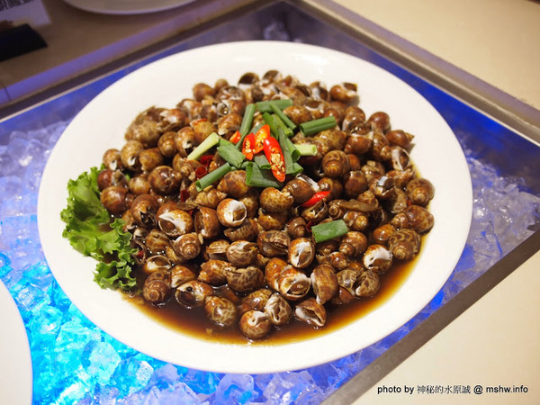 食觀天下複合式餐廳：【食記】彰化食觀天下複合式餐廳@員林 : 食材新鮮,種類多元的海鮮百匯自助餐,算是對得起價格吧!