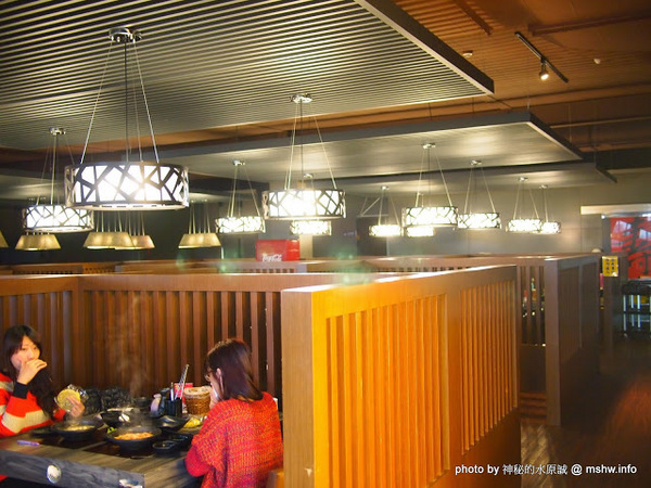 食觀天下複合式餐廳：【食記】彰化食觀天下複合式餐廳@員林 : 食材新鮮,種類多元的海鮮百匯自助餐,算是對得起價格吧!