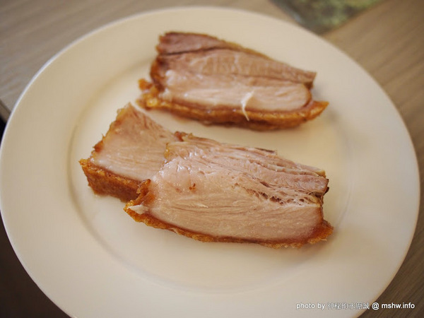 食觀天下複合式餐廳：【食記】彰化食觀天下複合式餐廳@員林 : 食材新鮮,種類多元的海鮮百匯自助餐,算是對得起價格吧!