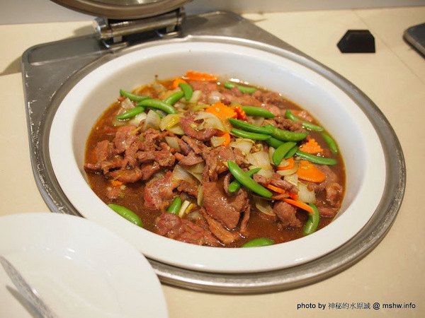 食觀天下複合式餐廳：【食記】彰化食觀天下複合式餐廳@員林 : 食材新鮮,種類多元的海鮮百匯自助餐,算是對得起價格吧!