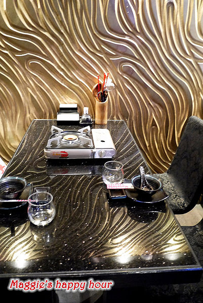 忍者龍膽石斑專賣店：【忍者龍膽石斑專賣店】市民大道。火鍋專賣店。火鍋吃到飽