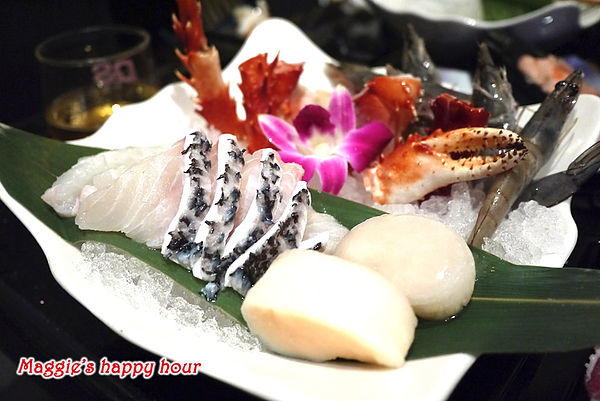 忍者龍膽石斑專賣店：【忍者龍膽石斑專賣店】市民大道。火鍋專賣店。火鍋吃到飽