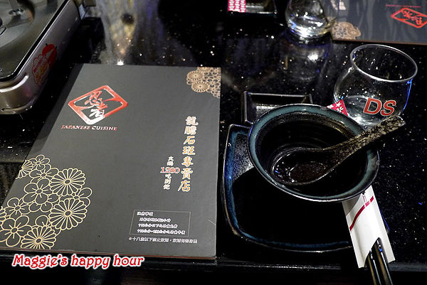 忍者龍膽石斑專賣店：【忍者龍膽石斑專賣店】市民大道。火鍋專賣店。火鍋吃到飽