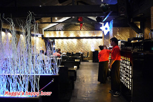 忍者龍膽石斑專賣店：【忍者龍膽石斑專賣店】市民大道。火鍋專賣店。火鍋吃到飽