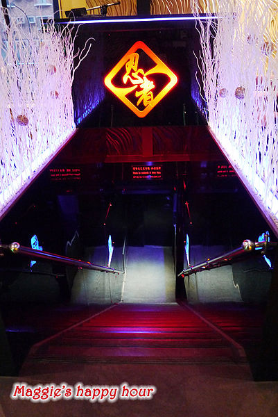 忍者龍膽石斑專賣店：【忍者龍膽石斑專賣店】市民大道。火鍋專賣店。火鍋吃到飽