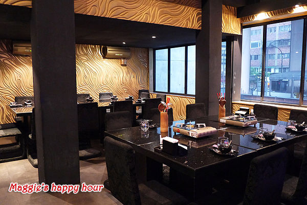 忍者龍膽石斑專賣店：【忍者龍膽石斑專賣店】市民大道。火鍋專賣店。火鍋吃到飽