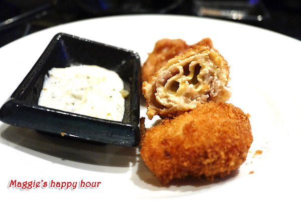 忍者龍膽石斑專賣店：【忍者龍膽石斑專賣店】市民大道。火鍋專賣店。火鍋吃到飽