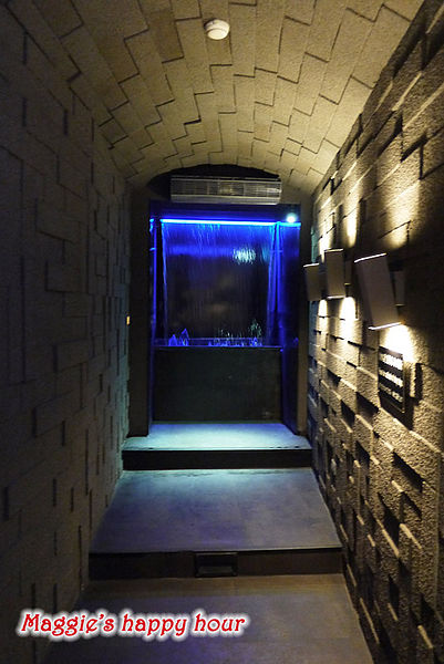 忍者龍膽石斑專賣店：【忍者龍膽石斑專賣店】市民大道。火鍋專賣店。火鍋吃到飽