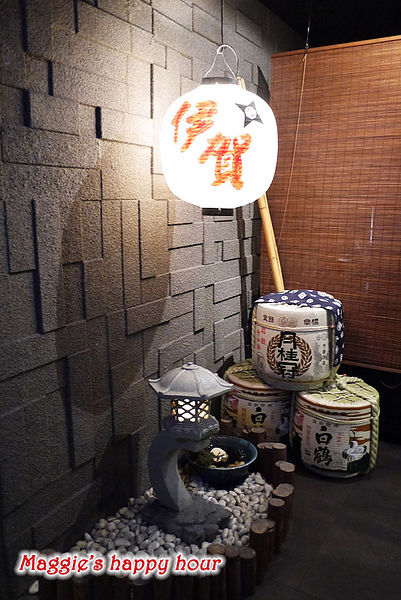 忍者龍膽石斑專賣店：【忍者龍膽石斑專賣店】市民大道。火鍋專賣店。火鍋吃到飽