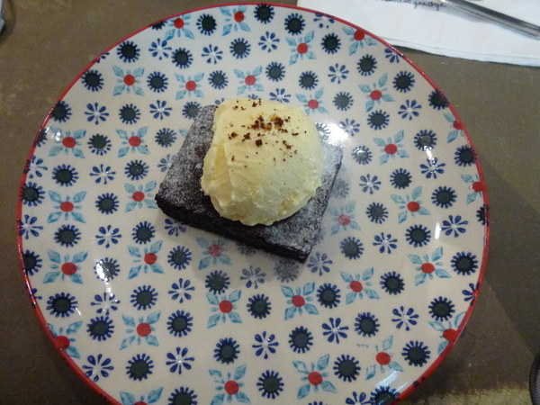 Cafe Showroom(誠品松菸店):【台北松菸】花在松菸天氣晴,一個人的下午茶約會-Cafe Showroom