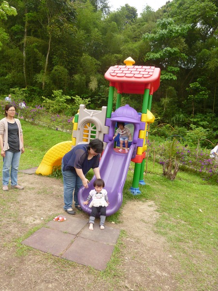 彩紅部落親子育樂休閒農場：【新竹北埔】玩瘋的孩子們，免入場費的森林樂園－彩紅部落親子育樂休閒農場(戶外篇)