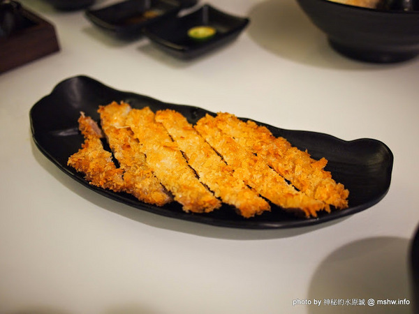松屋丼飯專賣:【食記】台中松屋丼日式蓋飯.刺身.烏龍麵@西屯 : 隱藏主廚的新據點,水準還不錯的平價日式蓋飯