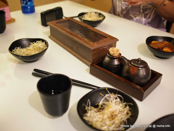 松屋丼飯專賣:【食記】台中松屋丼日式蓋飯.刺身.烏龍麵@西屯 : 隱藏主廚的新據點,水準還不錯的平價日式蓋飯