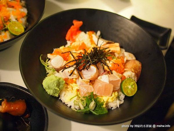 松屋丼飯專賣:【食記】台中松屋丼日式蓋飯.刺身.烏龍麵@西屯 : 隱藏主廚的新據點,水準還不錯的平價日式蓋飯
