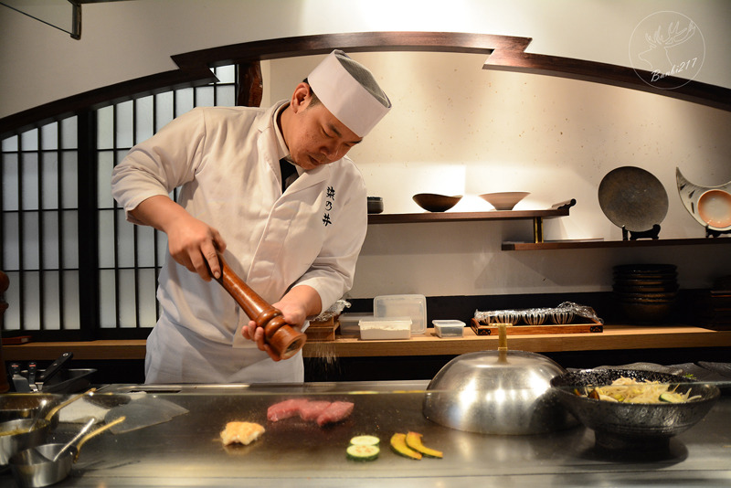 Banbi217 美食旅遊: 鐵板懷石染乃井 高級精緻日本料理,鐵板牛排.球形握壽司.生魚片(捷運中山站、台北中山區)