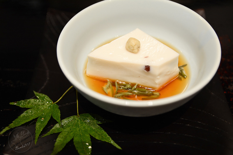 Banbi217 美食旅遊: 鐵板懷石染乃井 高級精緻日本料理,鐵板牛排.球形握壽司.生魚片(捷運中山站、台北中山區)