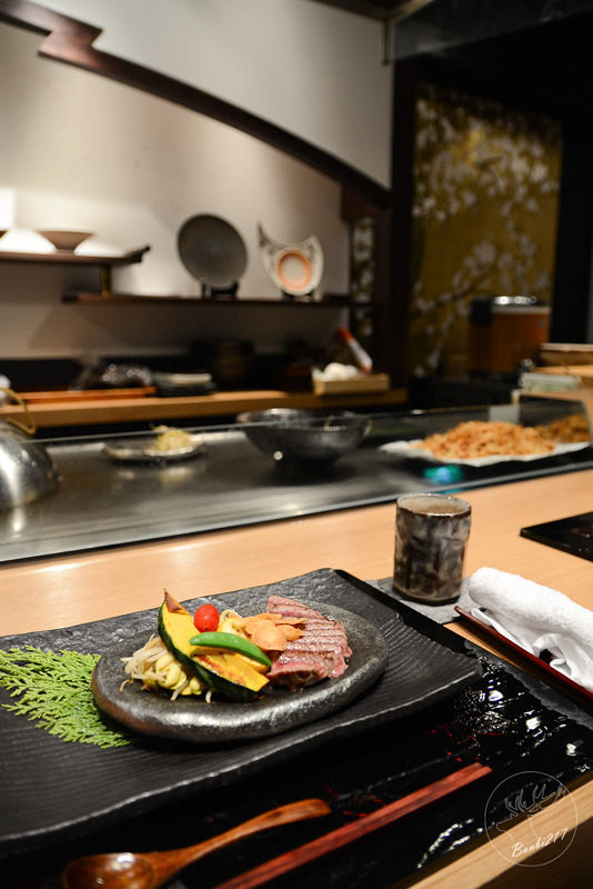 Banbi217 美食旅遊: 鐵板懷石染乃井 高級精緻日本料理,鐵板牛排.球形握壽司.生魚片(捷運中山站、台北中山區)