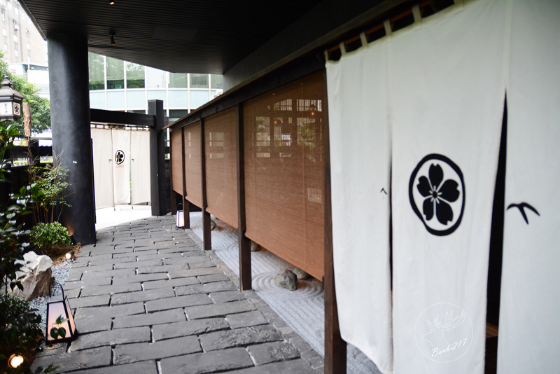 Banbi217 美食旅遊: 鐵板懷石染乃井 高級精緻日本料理,鐵板牛排.球形握壽司.生魚片(捷運中山站、台北中山區)