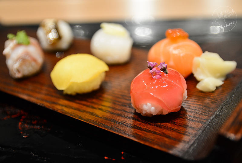 Banbi217 美食旅遊: 鐵板懷石染乃井 高級精緻日本料理,鐵板牛排.球形握壽司.生魚片(捷運中山站、台北中山區)