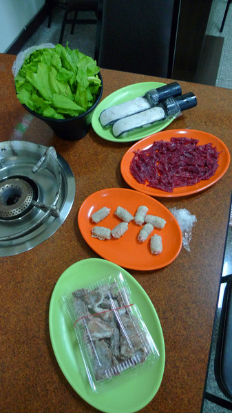 派初所鮮火鍋：[台南]溫體牛肉火鍋新鮮好滿足 派出所鮮火鍋