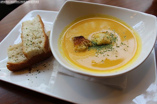 友。好食:友。好食✪環境舒適、食物健康美味~103.04.08