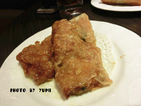 哄供港式茶餐廳：【台中食記】最黯然消魂的茶餐廳!哄堂開懷好味與供@哄供港式茶餐廳