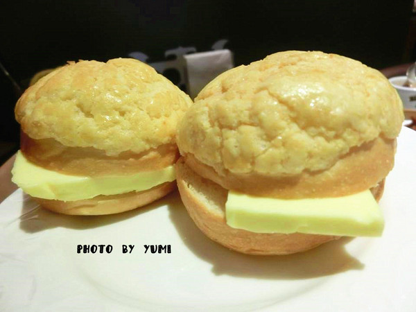 哄供港式茶餐廳：【台中食記】最黯然消魂的茶餐廳!哄堂開懷好味與供@哄供港式茶餐廳