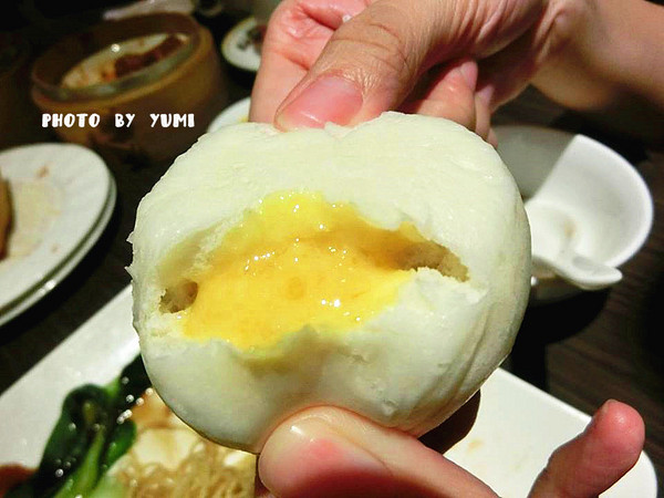 哄供港式茶餐廳：【台中食記】最黯然消魂的茶餐廳!哄堂開懷好味與供@哄供港式茶餐廳