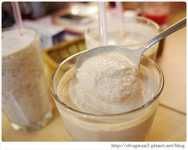 捷運板橋站-BOX DINNER-巴克斯美式小館-萬聖節-新菜單-漢堡-法士達-奶昔-墨西哥酥餅-早午餐-學生優惠-早鳥套餐-30-680-1