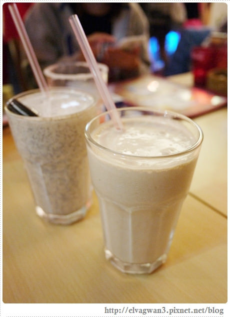 捷運板橋站-BOX DINNER-巴克斯美式小館-萬聖節-新菜單-漢堡-法士達-奶昔-墨西哥酥餅-早午餐-學生優惠-早鳥套餐-29-658-1