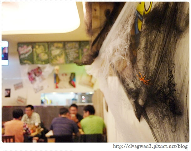 捷運板橋站-BOX DINNER-巴克斯美式小館-萬聖節-新菜單-漢堡-法士達-奶昔-墨西哥酥餅-早午餐-學生優惠-早鳥套餐-9-820-1