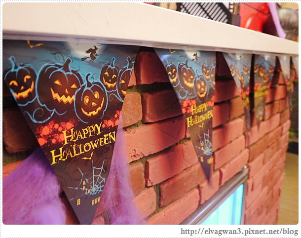 捷運板橋站-BOX DINNER-巴克斯美式小館-萬聖節-新菜單-漢堡-法士達-奶昔-墨西哥酥餅-早午餐-學生優惠-早鳥套餐-11-825-1