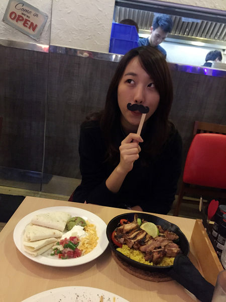 巴克斯美式小館：[板橋新埔站]吃完鐵板法士達，散步到新北耶誕城吧－巴克斯美式小館