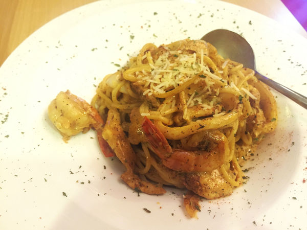 巴克斯美式小館：[板橋新埔站]吃完鐵板法士達，散步到新北耶誕城吧－巴克斯美式小館