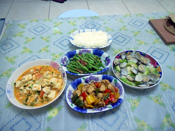 巧魔女晚餐宅配：巧魔女-晚餐宅配體驗！