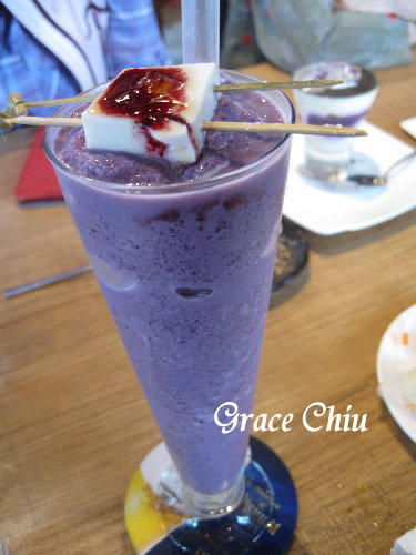 藍莓豆腐凍飲~参和院%2F參和院 台灣風格飲食~創意餐點%2F可愛造型包子%2F刺猬叉燒包%2F蘑菇包%2F奶酥包%2F兔子包%2F虎皮刈包%2F斑馬刈包%2F彩虹銀絲卷%2F五味九孔鮑甜筒