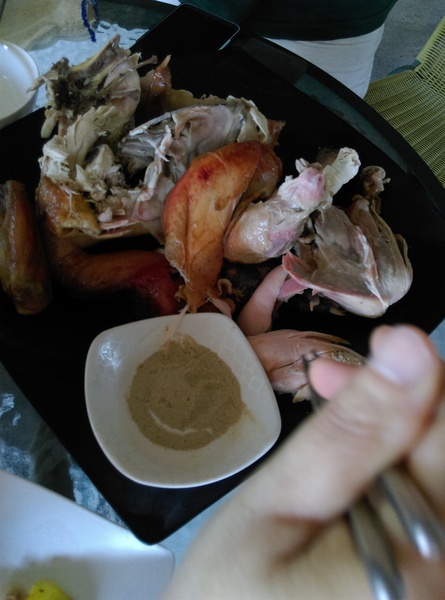 青宏畜牧場:南投八卦山青宏畜牧場無菜單料理**一人200吃到飽**